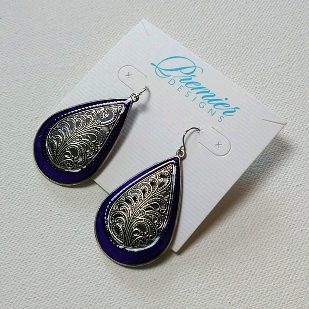 Premier Design Lilac Teardrop Earrings NWT